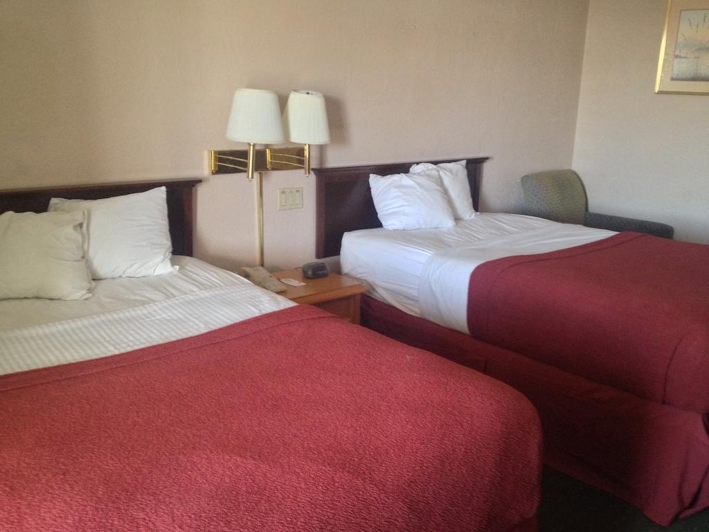 Rodeway Inn & Suites Denver Zewnętrze zdjęcie